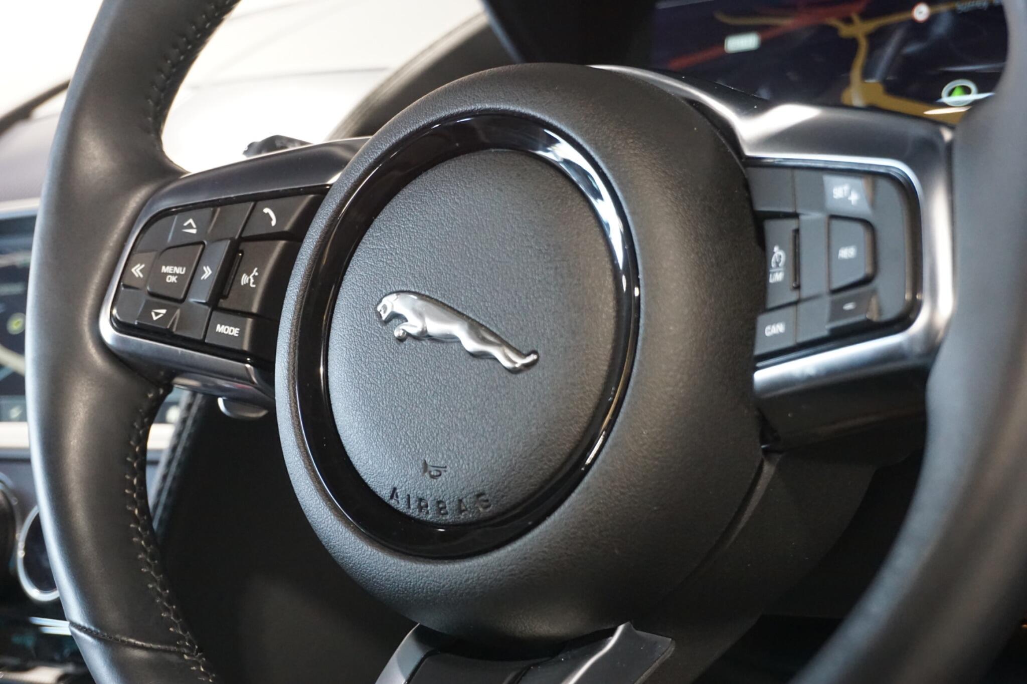 Jaguar F-Type 2.0i R-Dynamic Convertible 2dr Petrol Auto Euro 6 (s/s) (300 ps)